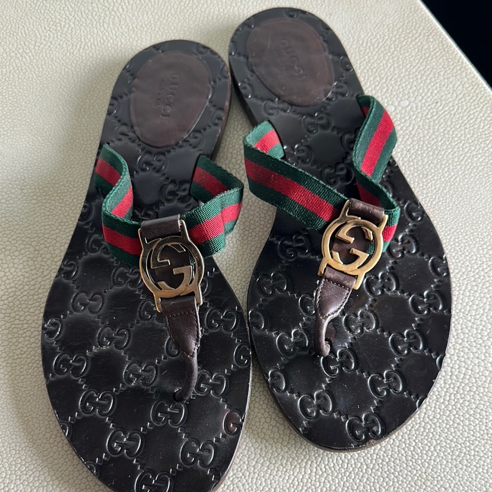 Gucci Brown Flip Flops with Signature Green and Red Straps